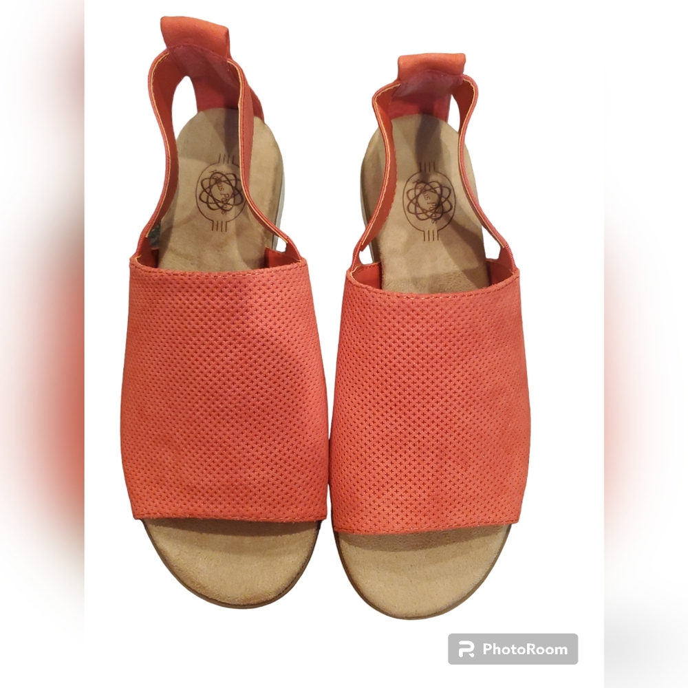 Hokus Pokus Kacie coral sandals